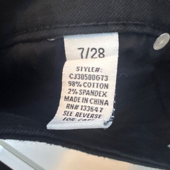 Celebrity Pink Womens Black Denim Shorts Size 7/28 - Picture 5 of 5